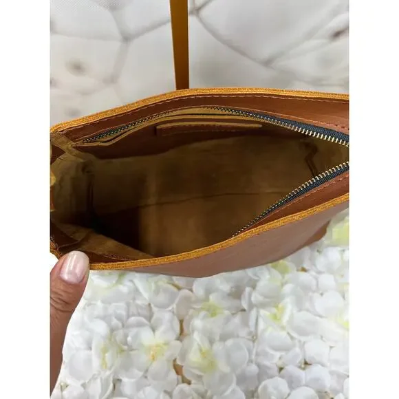 Portland Leather shoulder bag - Picture 6 of 13